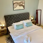 White Sage - Elegant Interior With Incredible Sea And City View